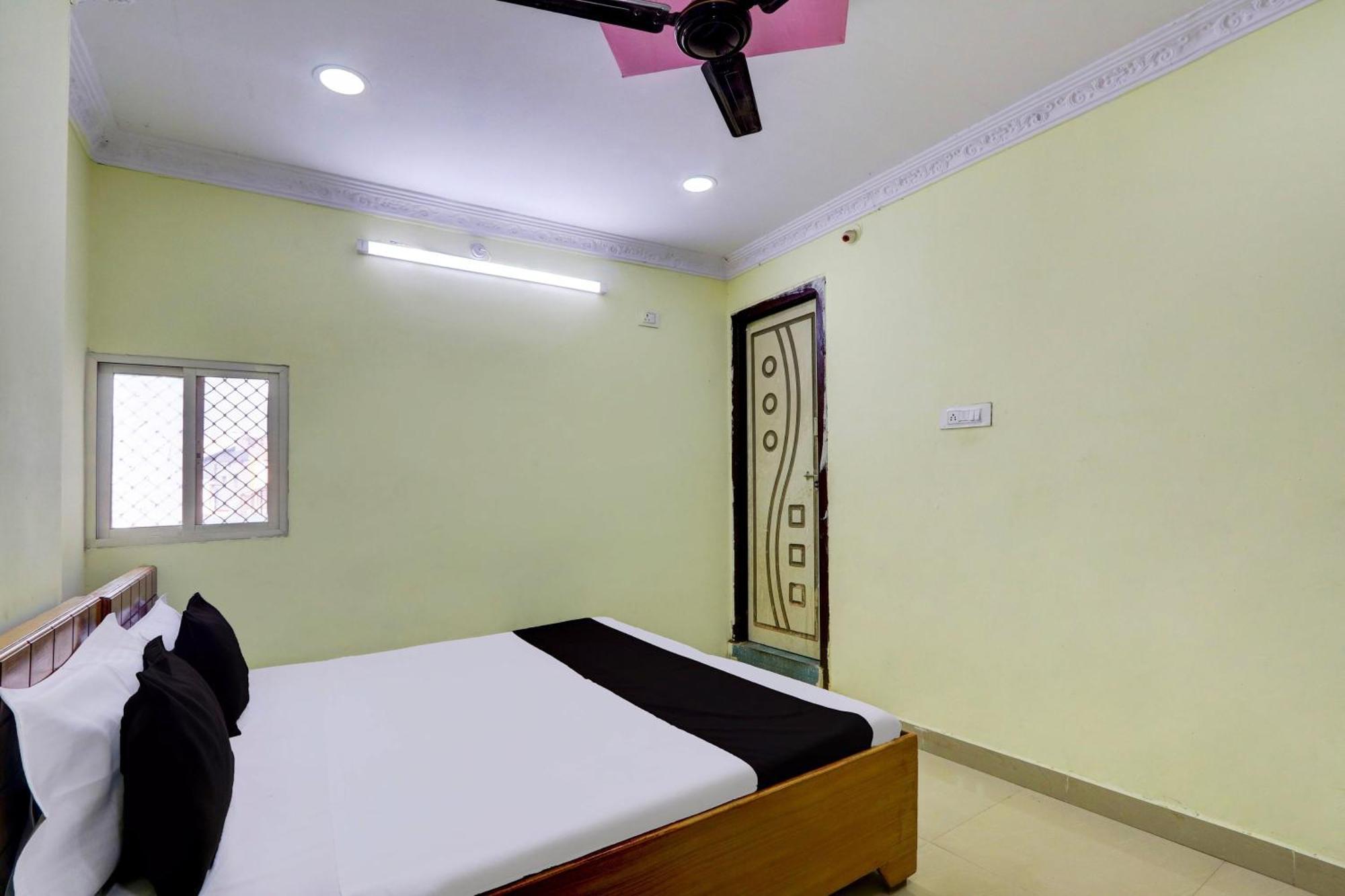 Spot On Al Nizam Guest House ハイデラバード エクステリア 写真